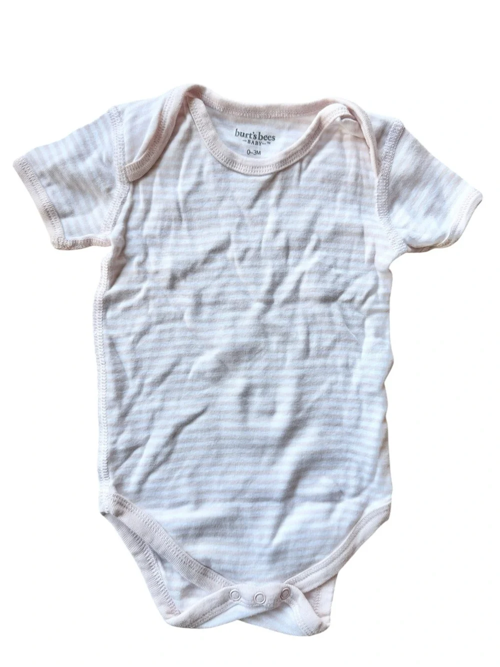 Burt’s Bees short sleeve onesie bodysuit lot in pale pink and white size 0-3 mo